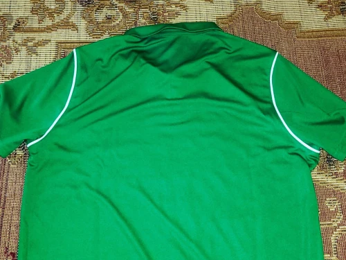 t shirt nike taille  XL L americ original