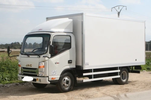 Location camion frigorifique 3.5 t 