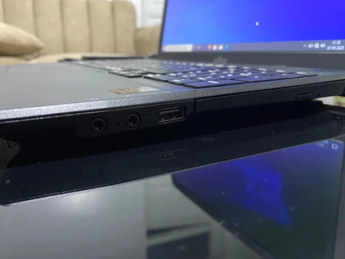 PC Portable Fujitsu i3