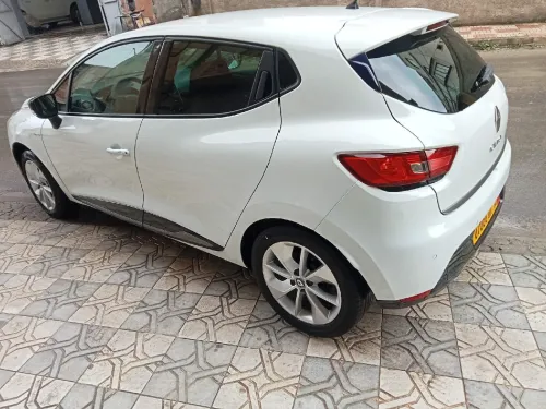 Renault Clio 4 2017 Limited 2