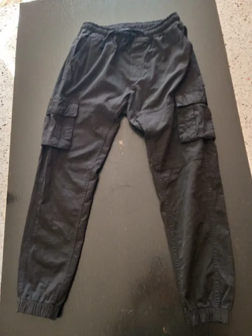 Pantalon noir cargo