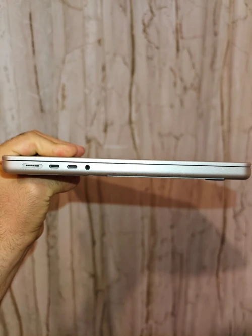 Macbook M3 Pro