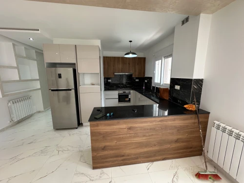 Location Appartement F4 Alger Hydra