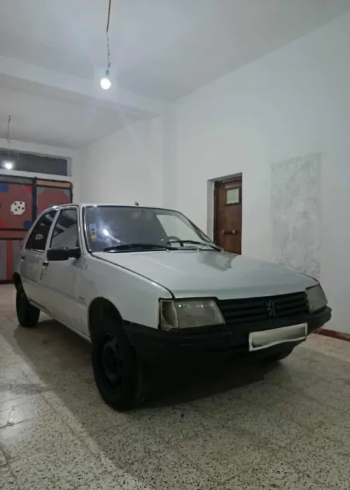 Peugeot 205 1989 Junior