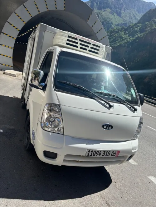 Kia 2700 2010