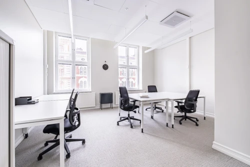 Bureau privé à louer pour 3 personnes à Algiers, Hydra