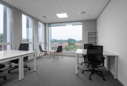Bureau privé à louer pour 3 personnes à Algiers, Bunyan Hydra