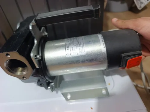 Pompe a carburant 24v Italie