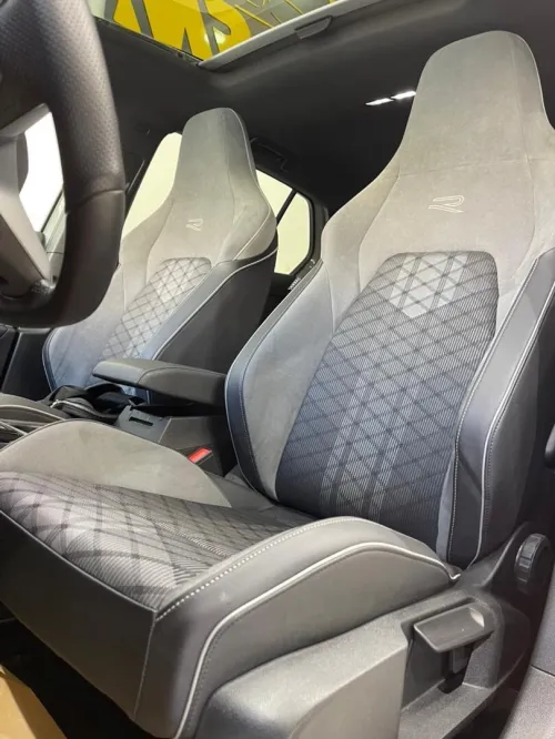 Volkswagen Golf 8 2024 R-Line