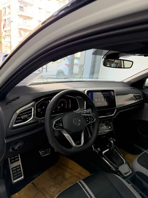 Volkswagen T-Roc 2025 R-Line 