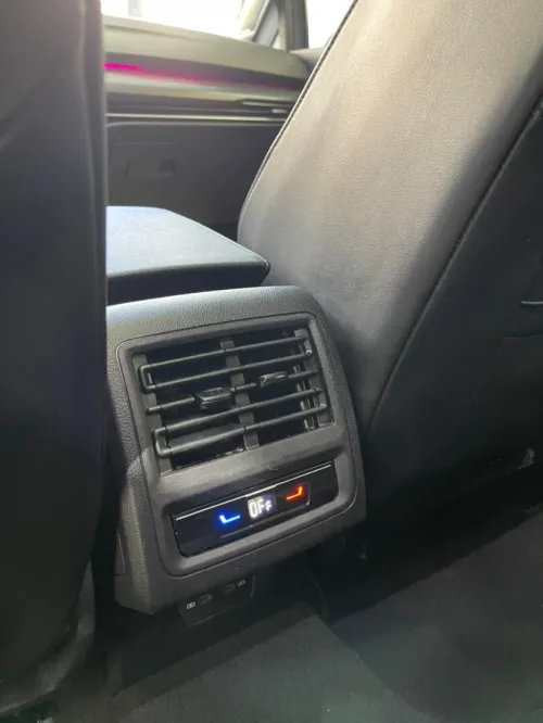 Volkswagen Golf 8 2024 R-Line