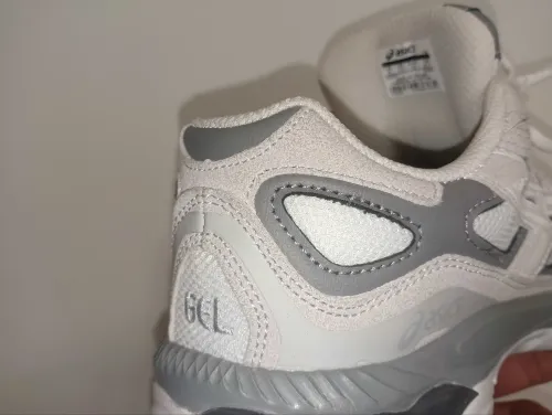 Asics GEL-NYC   Haute quality