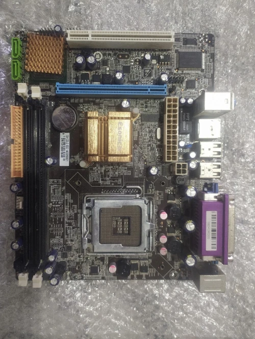 Cartes mère G41+ boite alimentation 200 W + 450 W