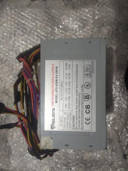 Cartes mère G41+ boite alimentation 200 W + 450 W