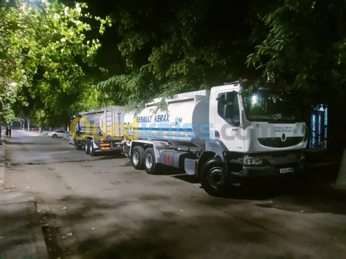 Location camion citerne d'eau خدمات الجزائر للمياه 