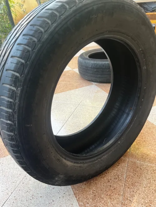 Pneus 205/60R16 bridgestone