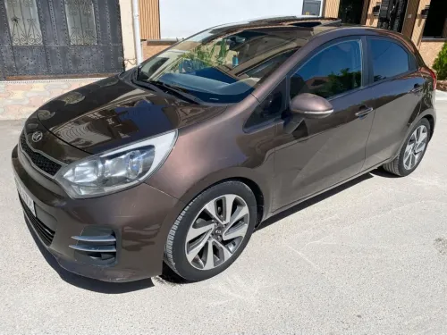 Kia Rio 5 portes 2017 Funny Facelift 