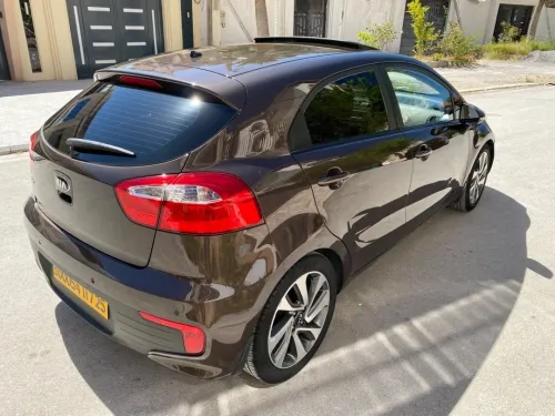 Kia Rio 5 portes 2017 Funny Facelift 