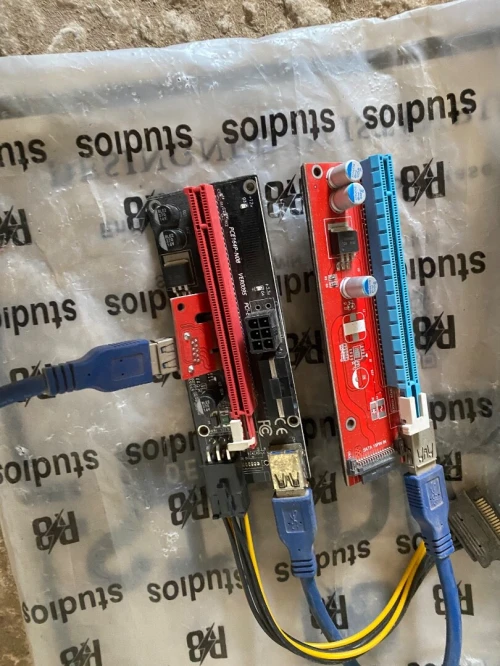 PCI-E riser v007-009