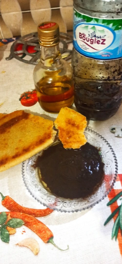 Huile  d olive زيت الزيتون