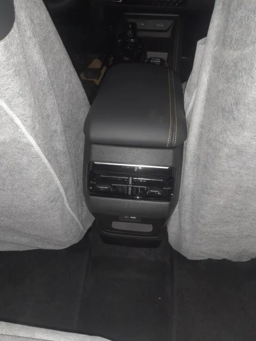 Geely Coolray 2026 Cameleon flagship