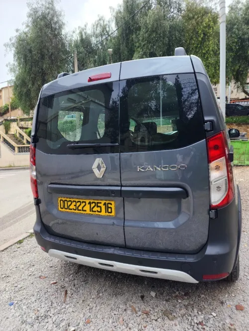 Renault Kangoo 2025 