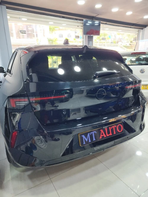 Opel Astra 2025 