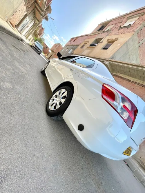 Peugeot 301 2015 301