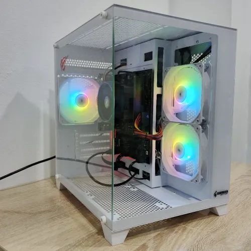 PC GAMER AMD R5 PRO 5650G 16 GB RAM 256 SSD