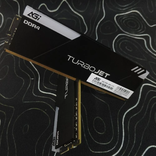 RAM DDR 4 16GB 2*8 RGB 3600 CL 18