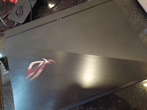 Asus