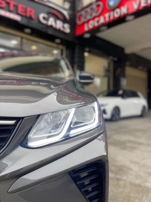 Geely Coolray 2025 