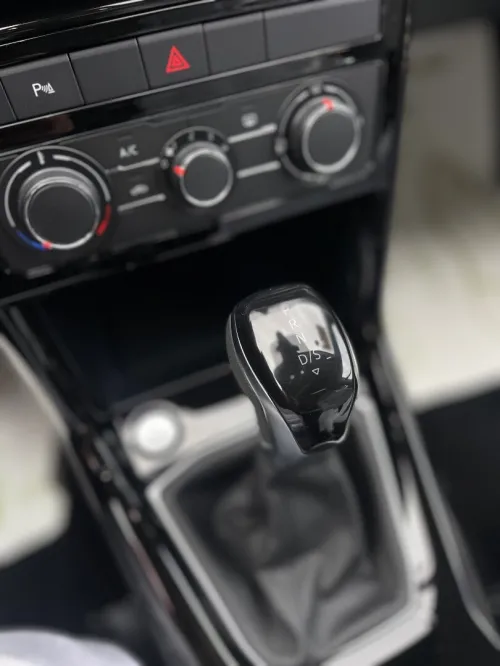Volkswagen Tahru 2025 XR