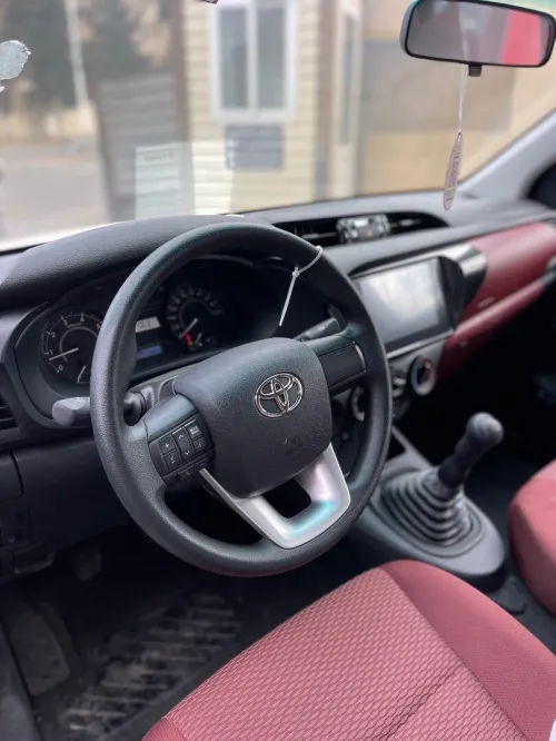 Toyota Hilux 2025 GL