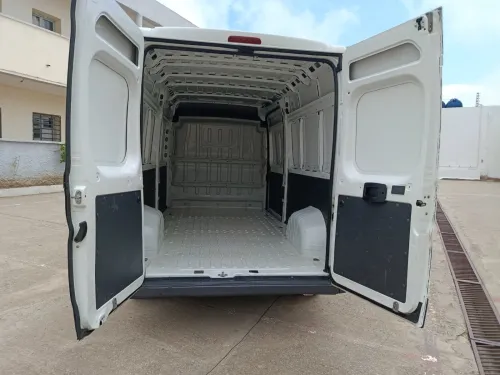 Sur Peugeot Boxer 3 panneaux 2015