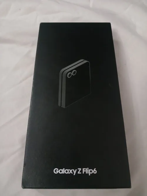 Samsung Galaxy Z Flip6