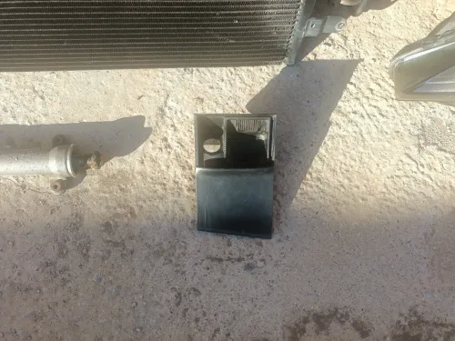 Cendrier golf 4, pneu + jante 15", phare avant gauche ibiza 2015