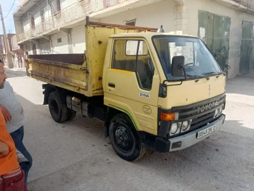 Toyota Dyna 1986