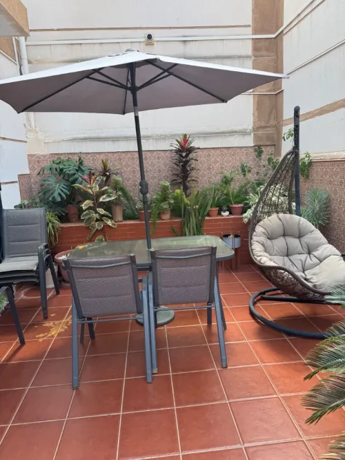 Je mets en vente un ensemble de meuble d extérieur 