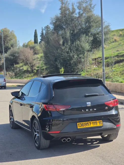 Seat Leon 2019 beats