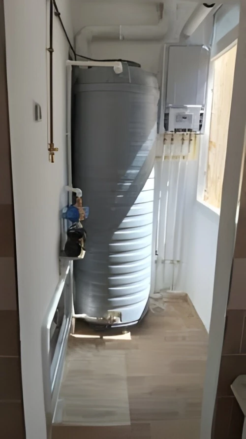 plombier chauffagiste Installation citernes et chauffage central تركيب خزان الماء والتدفئة