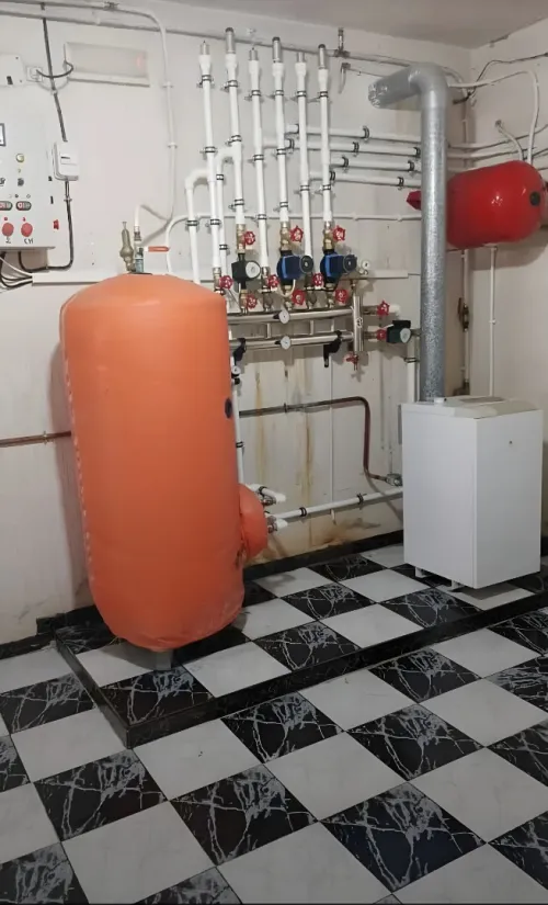 plombier chauffagiste Installation citernes et chauffage central تركيب خزان الماء والتدفئة