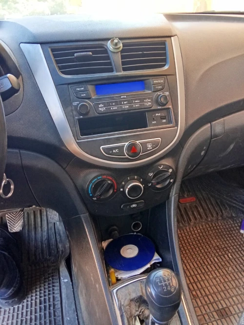Hyundai Accent RB  5 portes 2013 
