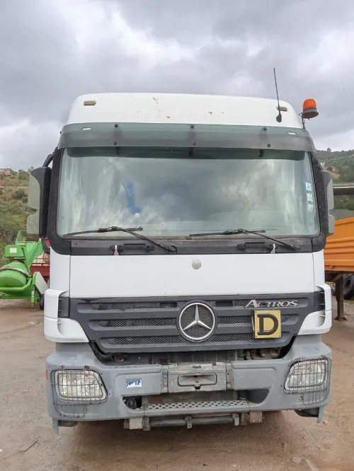 Actros  4×6 Mercedes 2006