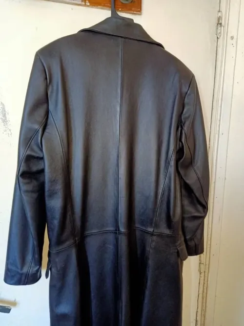 * Veste cuir une vrai cuir haja bazaaf shaba ou twiila (long) tlabas XL/XXL prix dyalha 45000 DZ