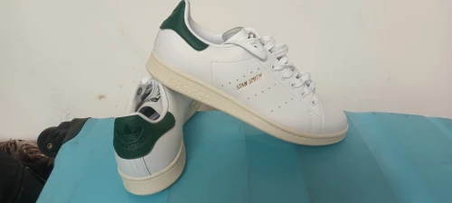 Stan Smith original de l'Angleterre pointure 42.5 couleur blanc