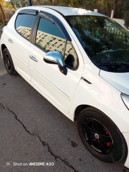 Peugeot 207 2012 Fennec