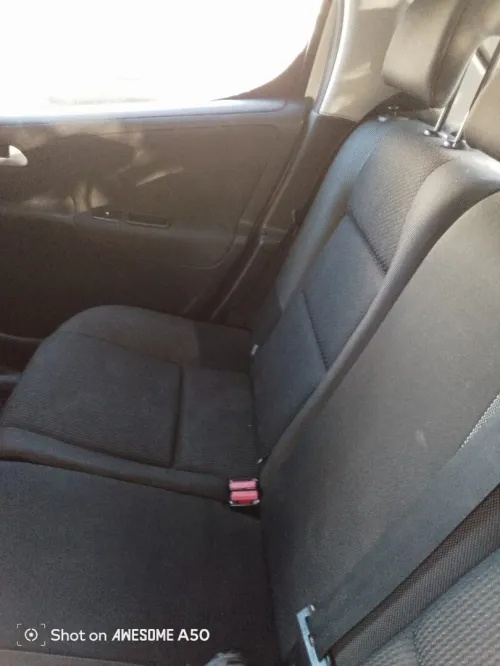 Peugeot 207 2012 Fennec