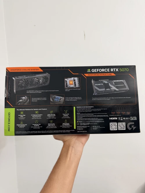Carte Graphique RTX 5070 GIGABYTE