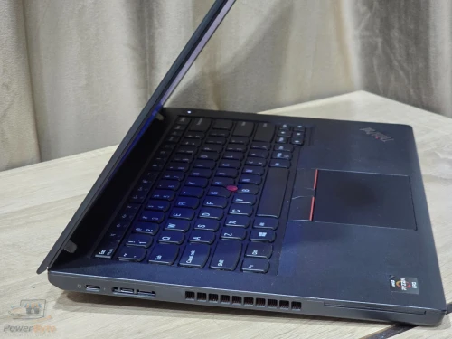 Lenovo ThinkPad A485 | Ryzen 5 PRO 2500U | Radeon Vega 8 | 8 Go DDR4 | 256 Go SSD | 14"